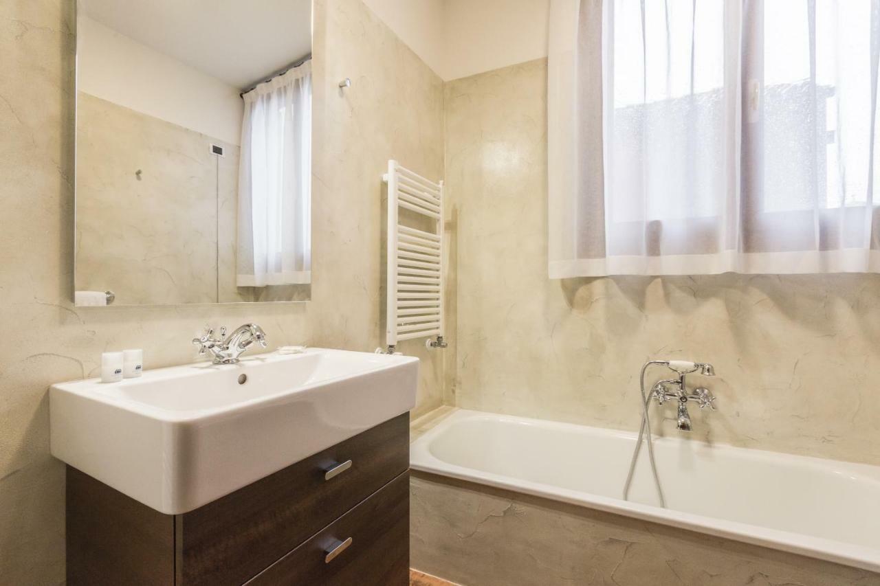 Apartment Ca' Del Monastero 6 Collection Chic For 4 Guests With Lift Venedig